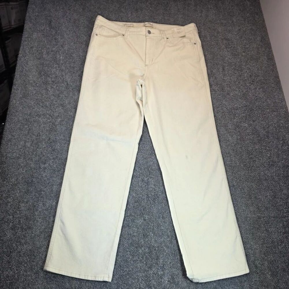 Women’s Ivory High Rise Straight Leg Jeans Size 16